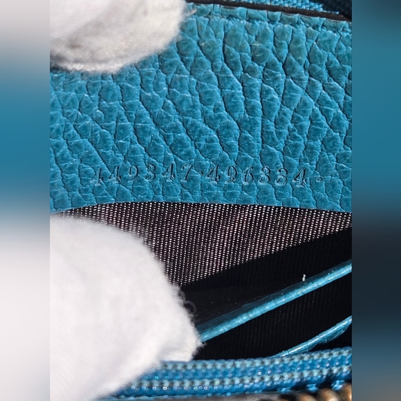 Gucci Teal Leather Wallet - Picture 15 of 16